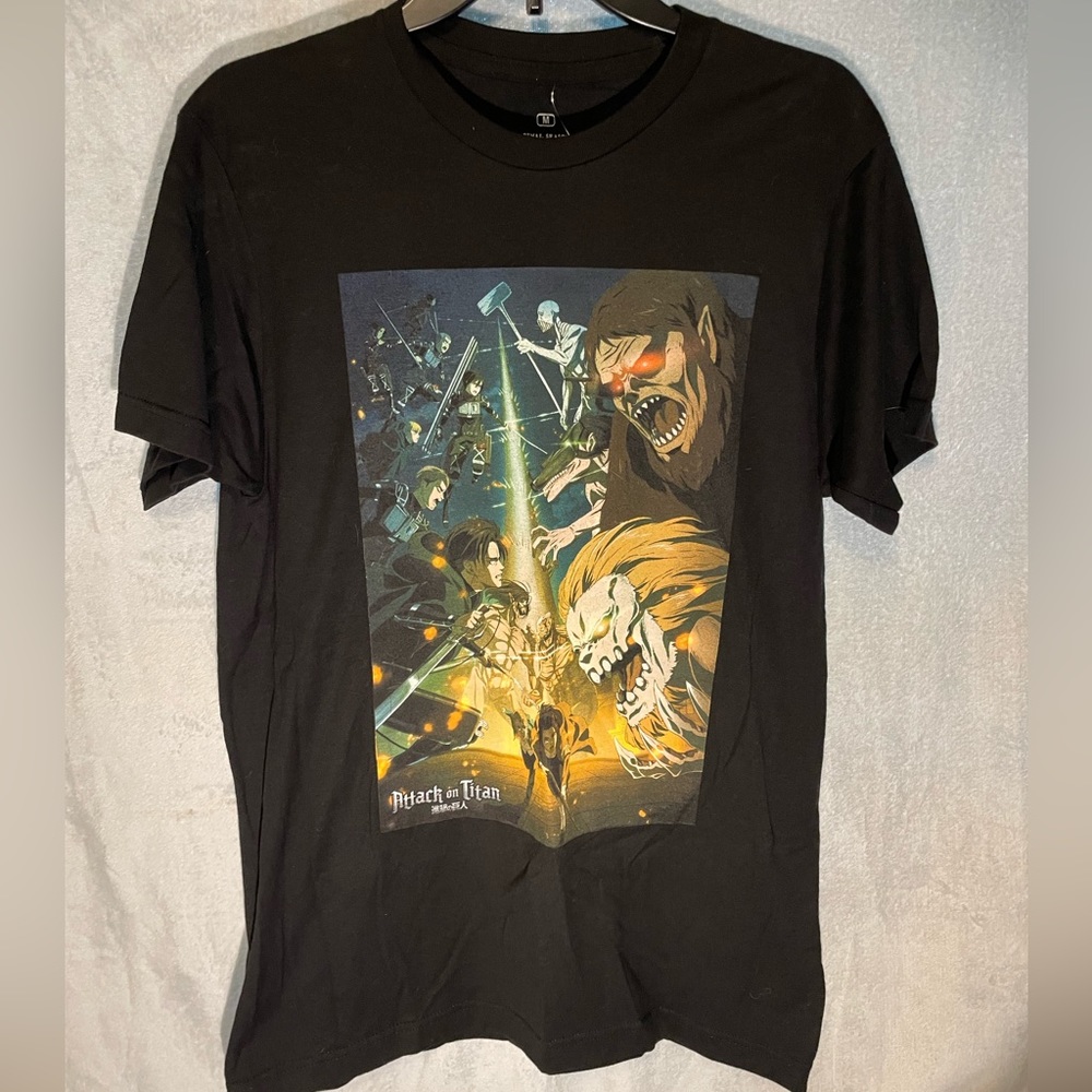 Attack on Titan NEW T-Shirt